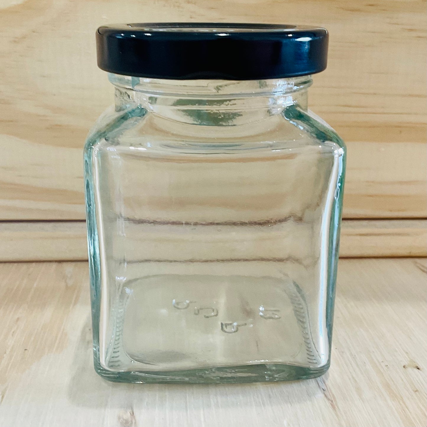 190mL Square Jar Black Lid